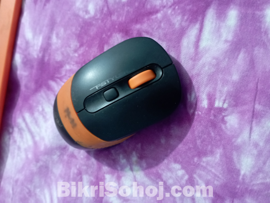 FGK1010 Keyboard and Mouse in Good Condition for Sale